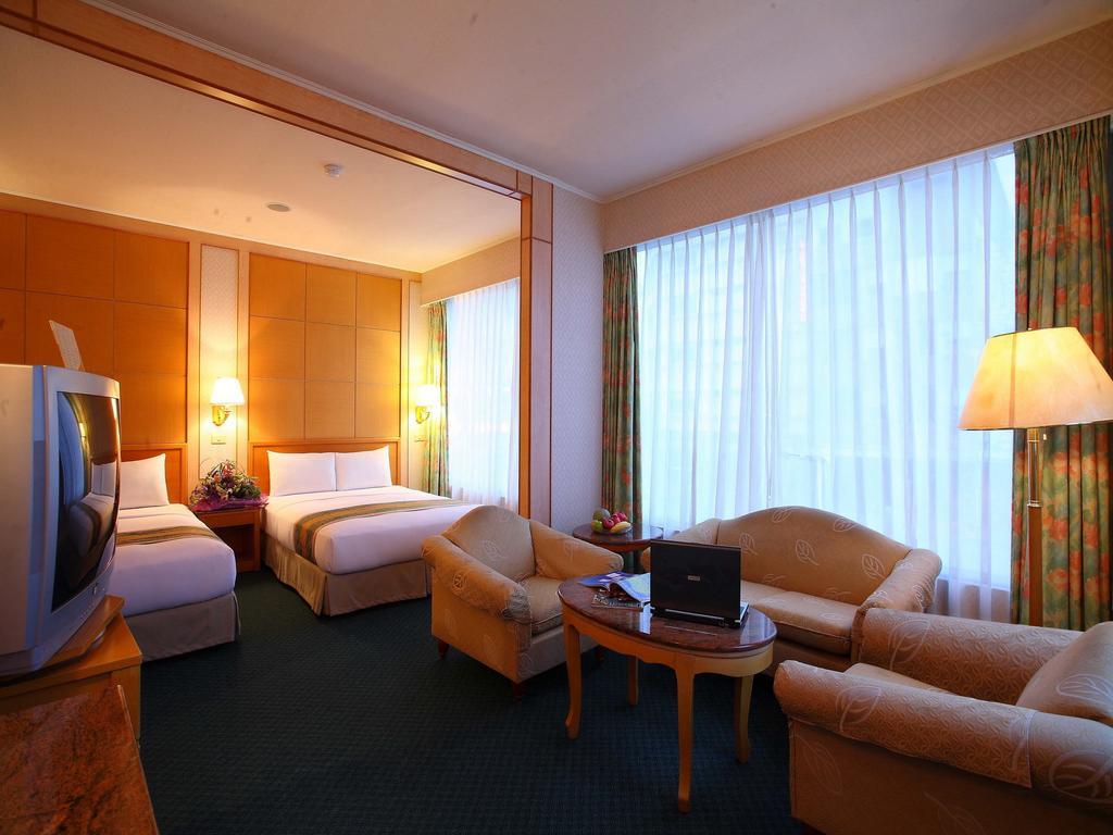 Da Shih Hotel Hualien Buitenkant foto