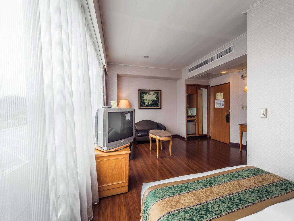 Da Shih Hotel Hualien Buitenkant foto