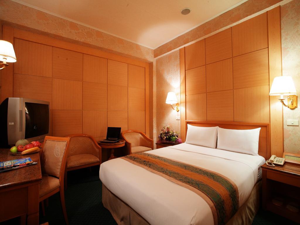 Da Shih Hotel Hualien Buitenkant foto