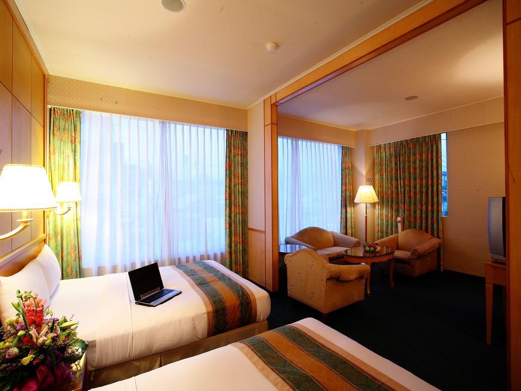 Da Shih Hotel Hualien Buitenkant foto